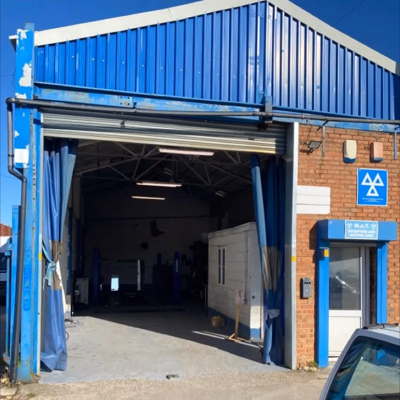 Where can I get an MOT test in Wolverhampton?