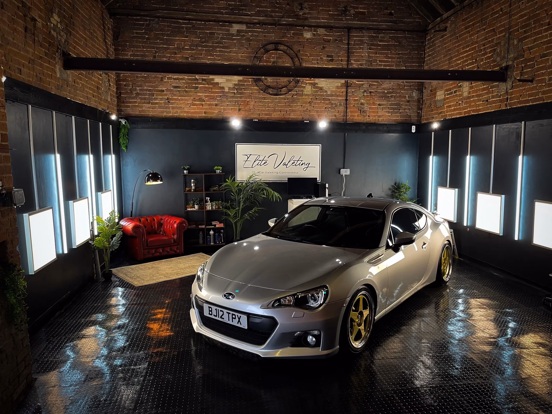 Why should you choose a car detailing service?