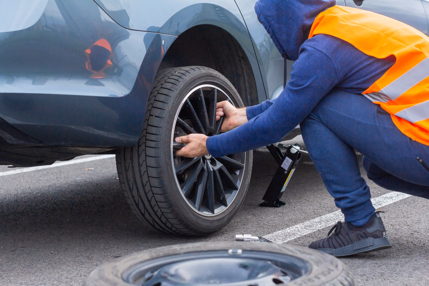 Does Mr tyreman offer a puncture repair service?