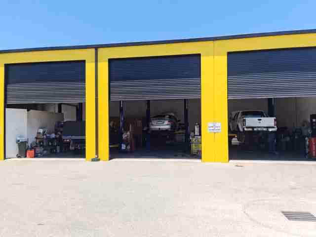 Who is RAC Auto Services Rockingham?