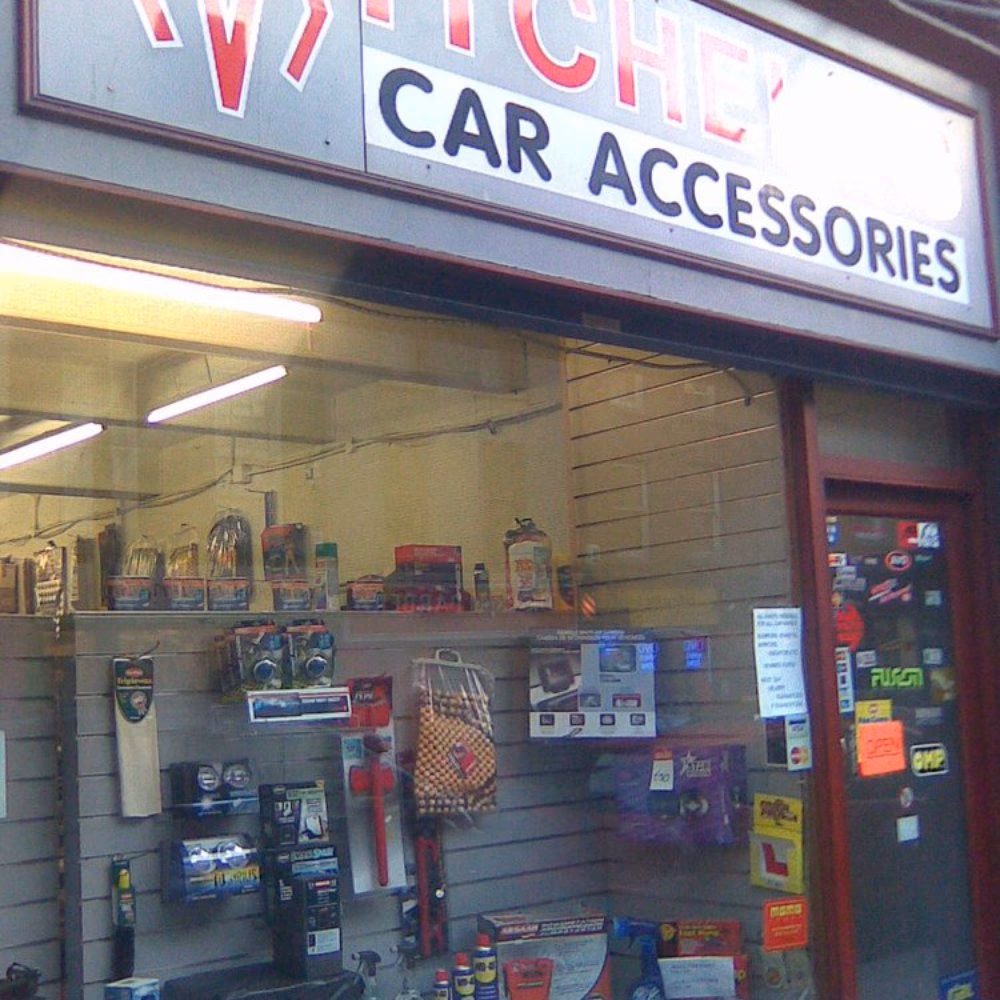 Who is a professional car radio & stereo installer?