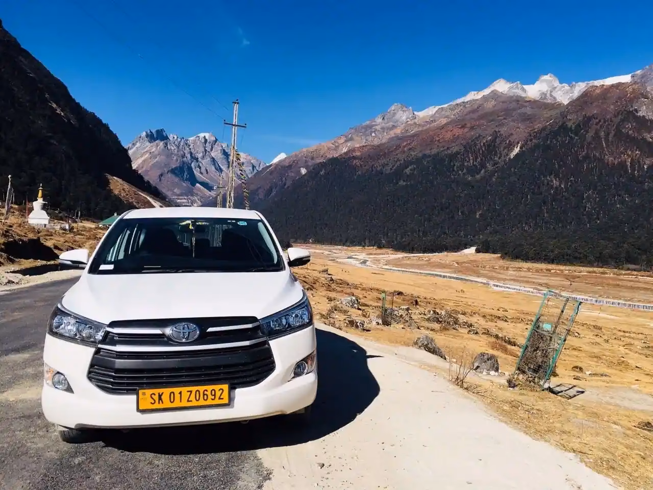 How to rent a car in Sikkim for airport pickup & drop?