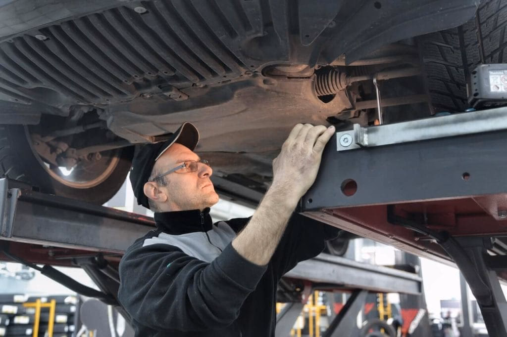 Who is rich's auto care and Dyno service?