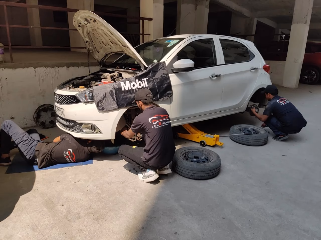 Which mobile repair service is best in Hyderabad?