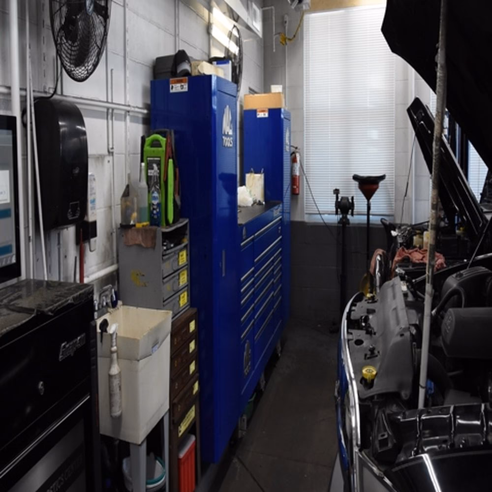 Does Belleville transmission repair a 2011 Ford Escape?