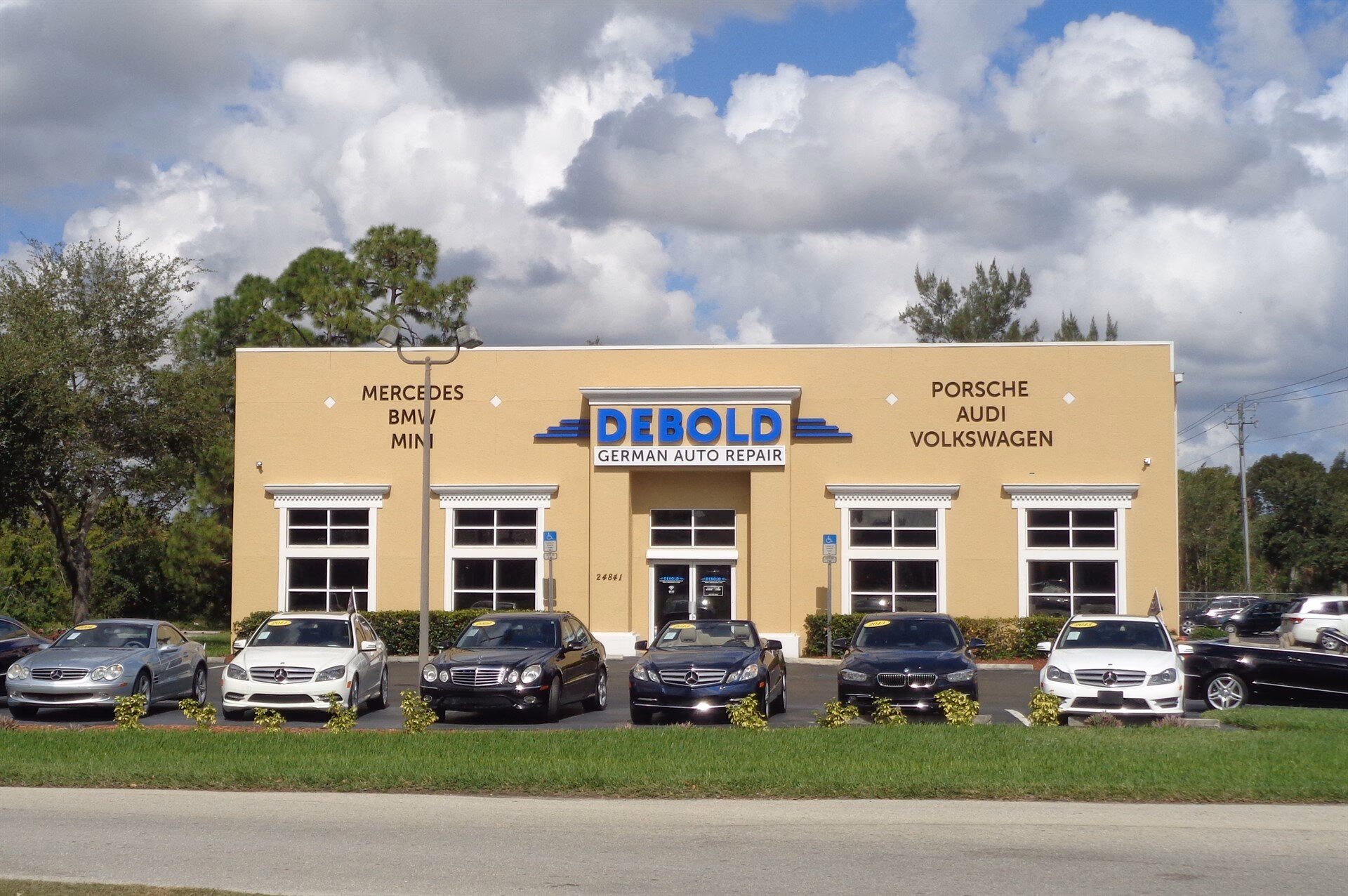 Does Bonita Auto Center do auto repair?