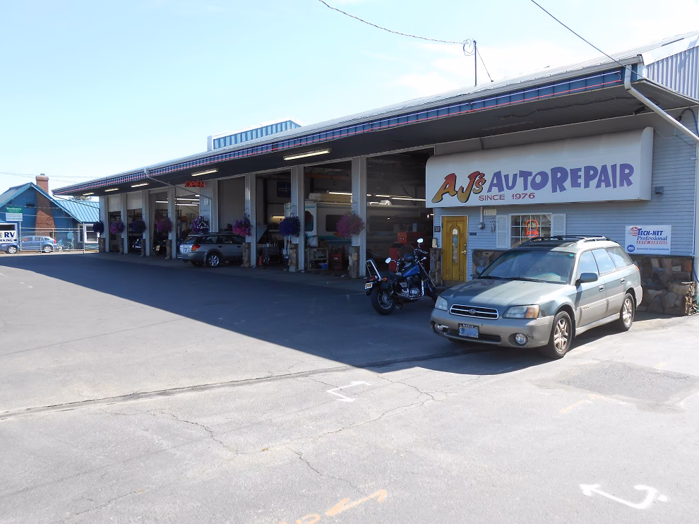 Who is auto team Service Center LLC?