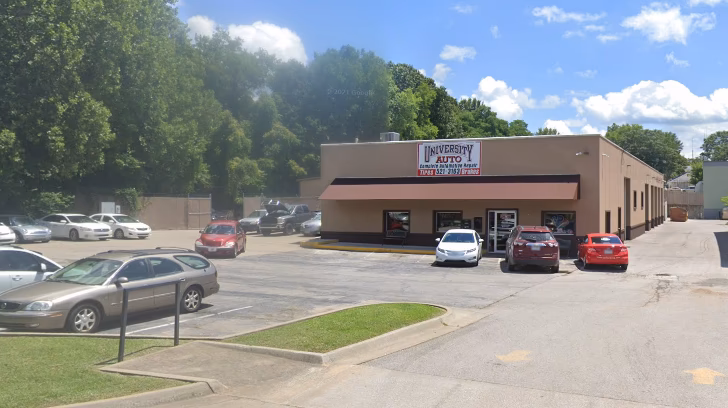 What benefits does Christian Brothers automotive Fayetteville offer?