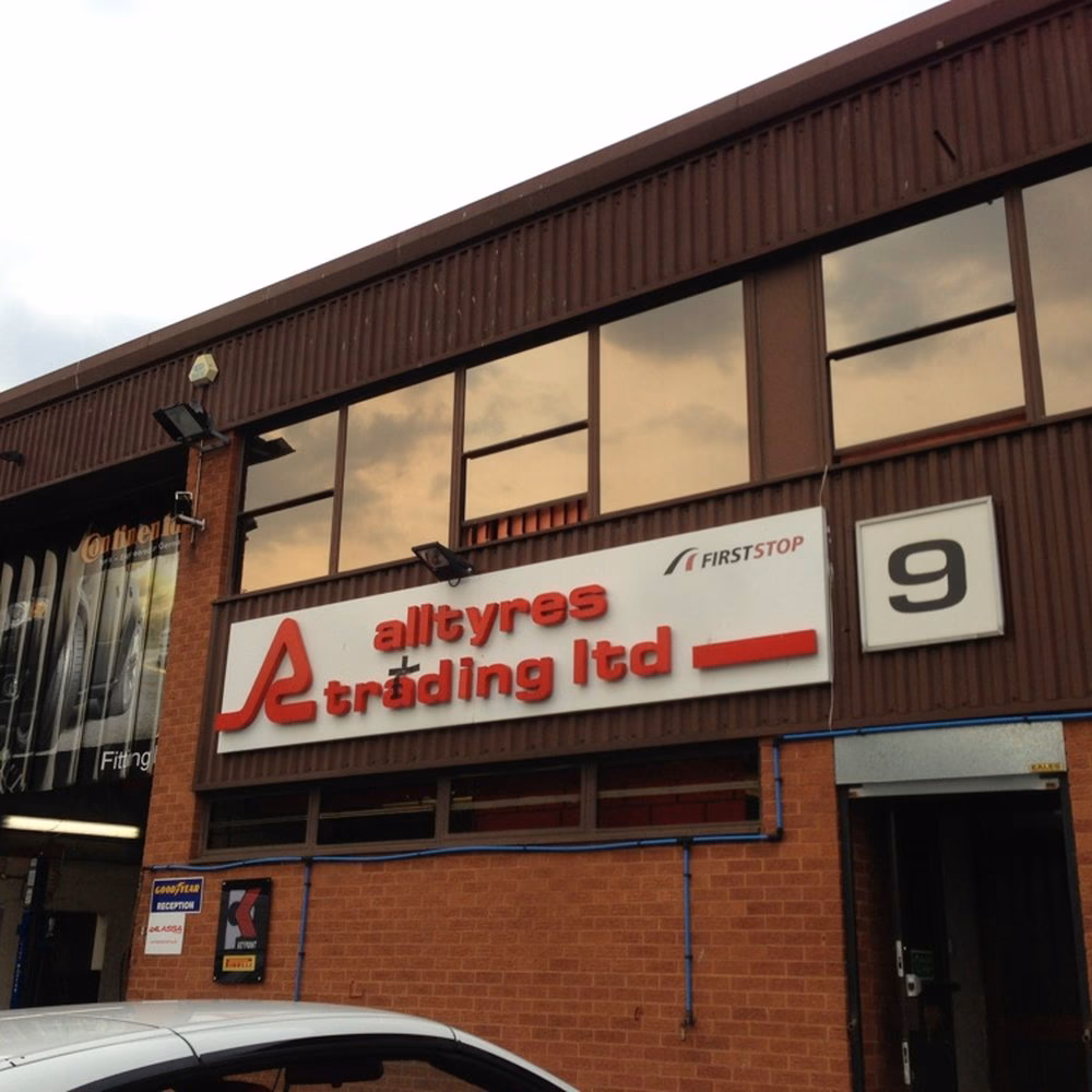 Where can I Park at Gants Hill Library?