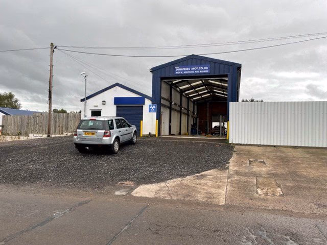 Can you buy car parts online in Dumfries?