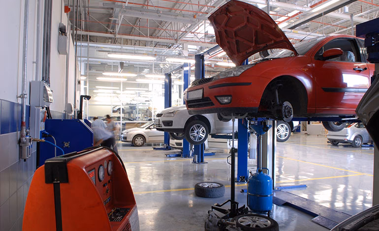 Who owns A1 auto repair centre?