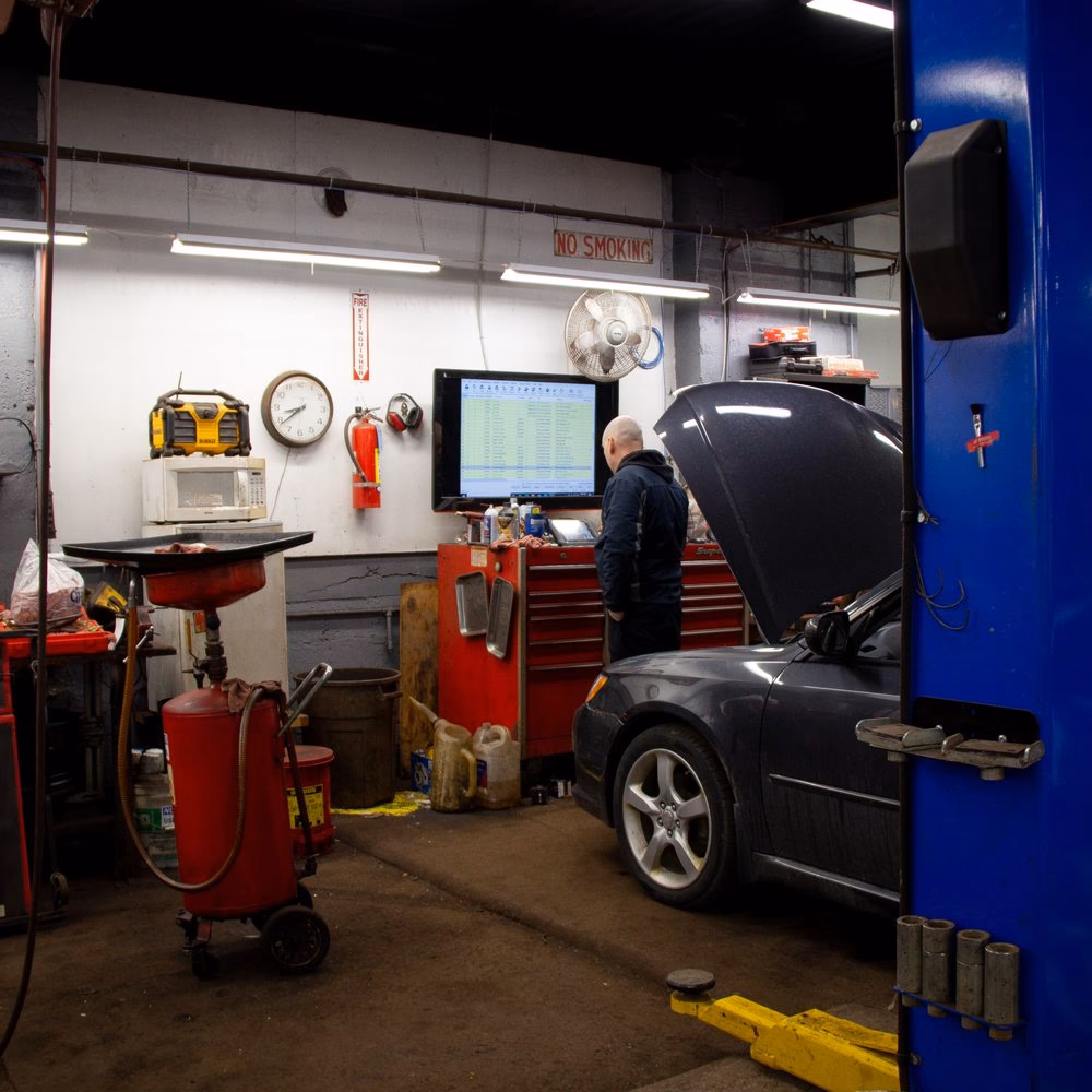 How do I find a car mechanic near me?