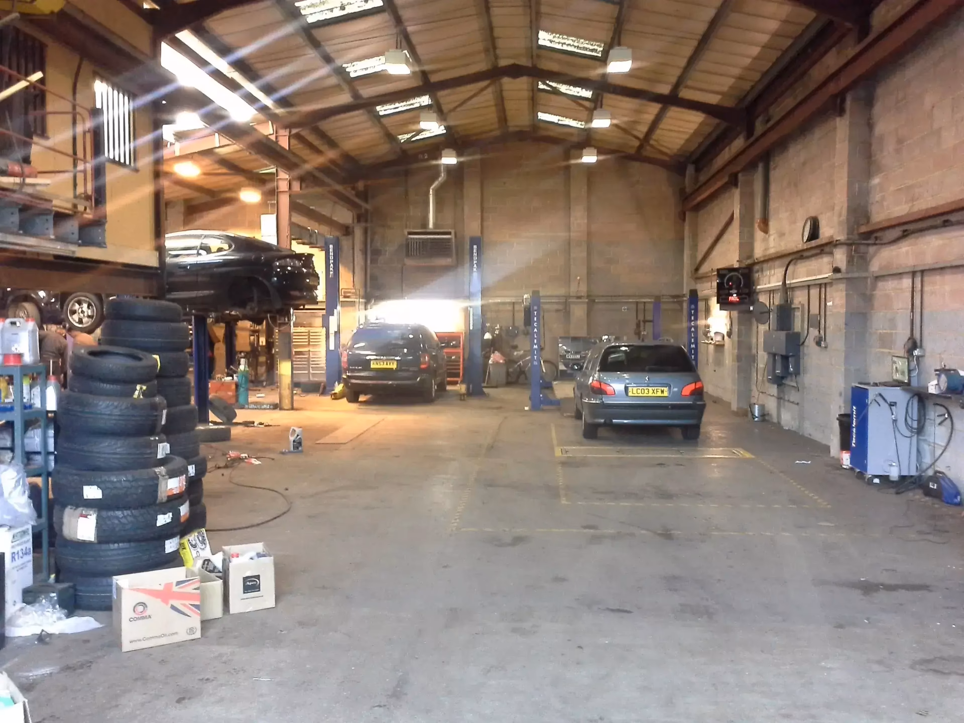 Where can I find garage services in Amesbury or Salisbury?