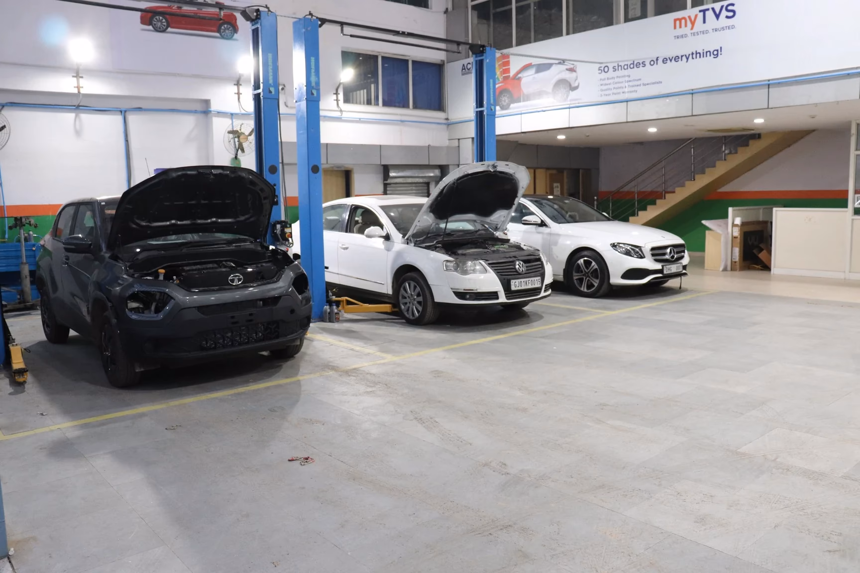 Which car repair services are available in Gurgaon?