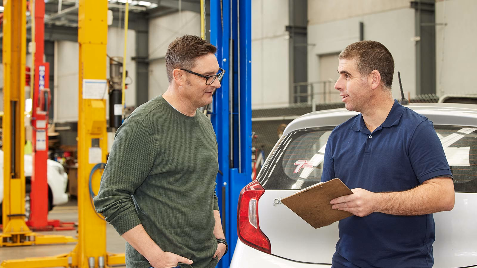 Does insurance cover car repairs?