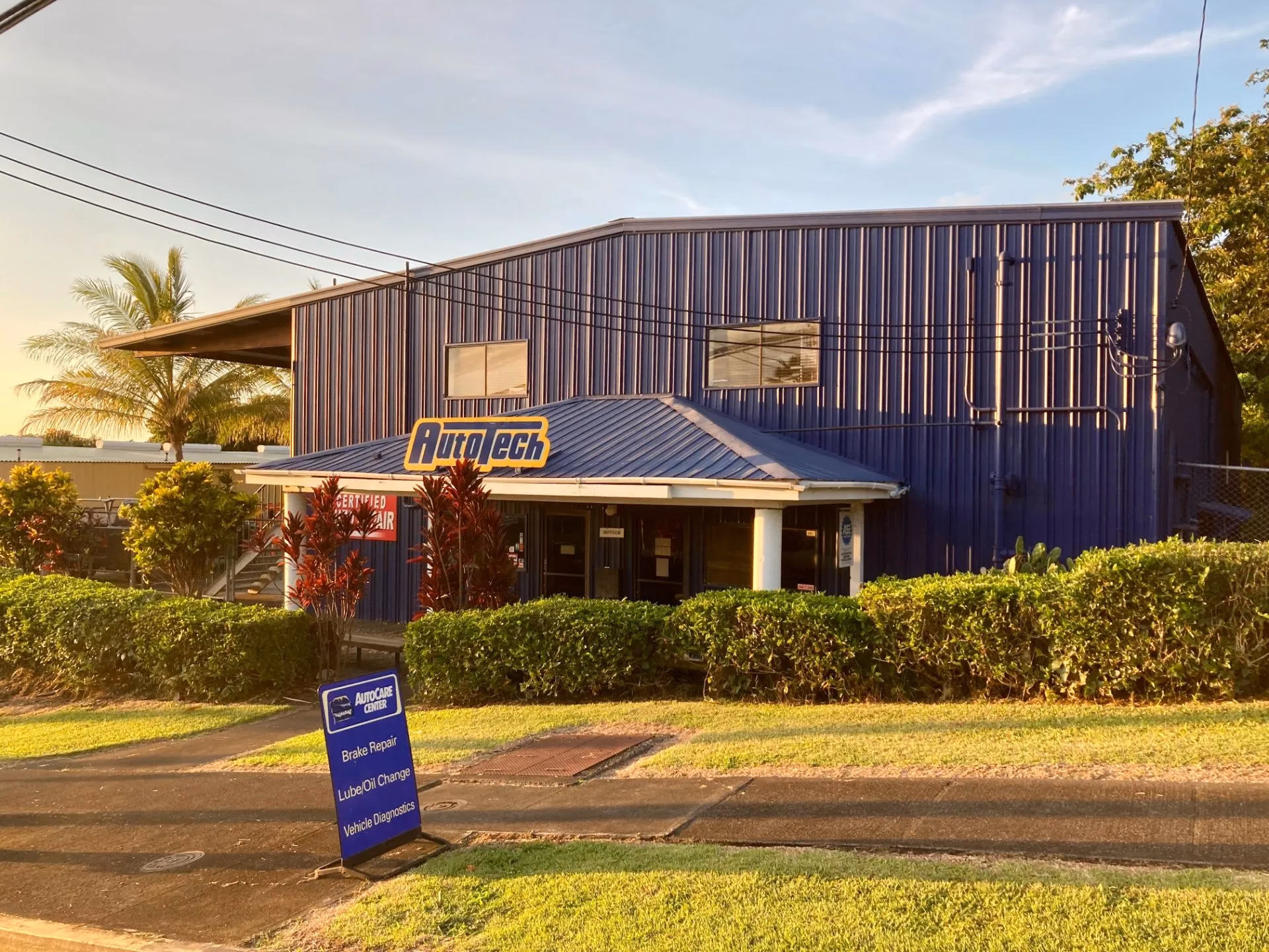 Where can I rent a car in Kona?