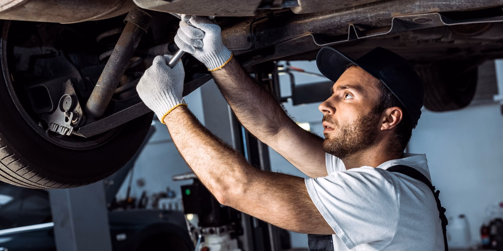 Who are Market Harborough MOT & service?