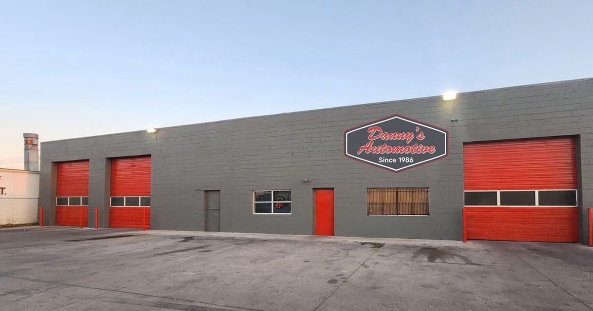 What services does a car mechanic offer?