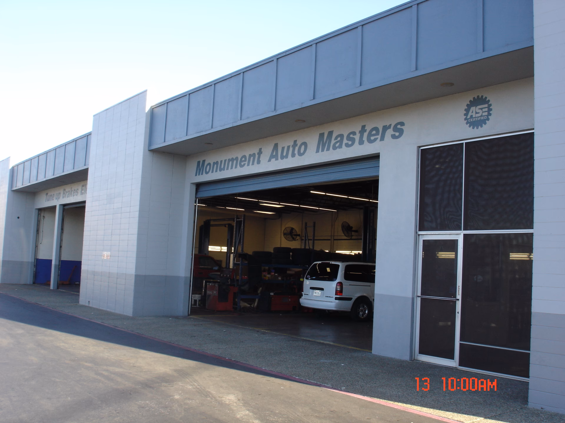 Who is monument Motor Services?