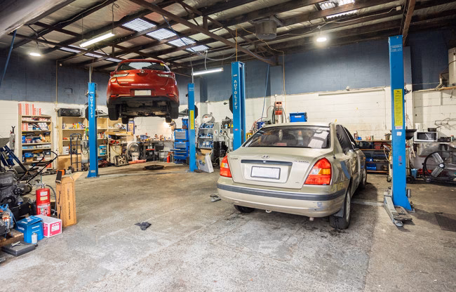 Where can I get a new tyre in Moonah?