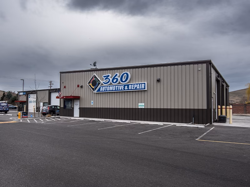 Is Johny a good auto repair shop?