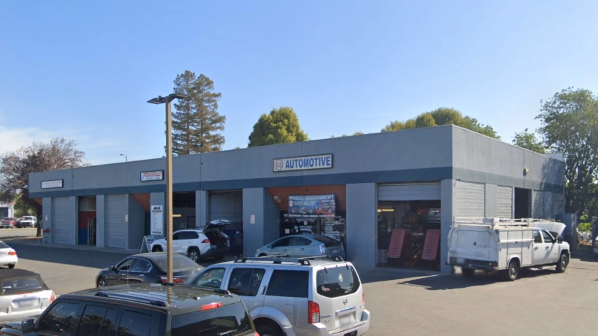 What services does a car have?