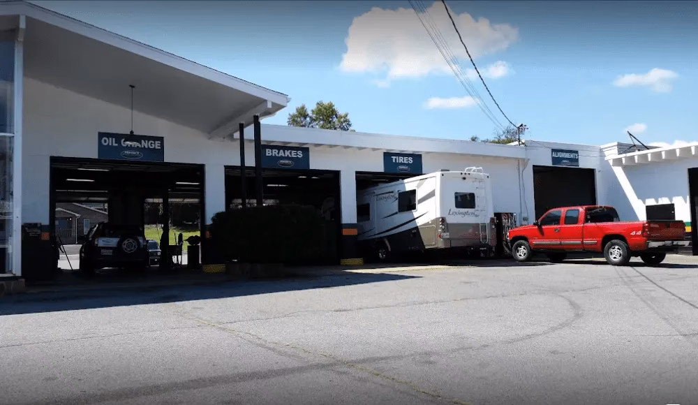 Who is Ponder auto repair in Johnson City?