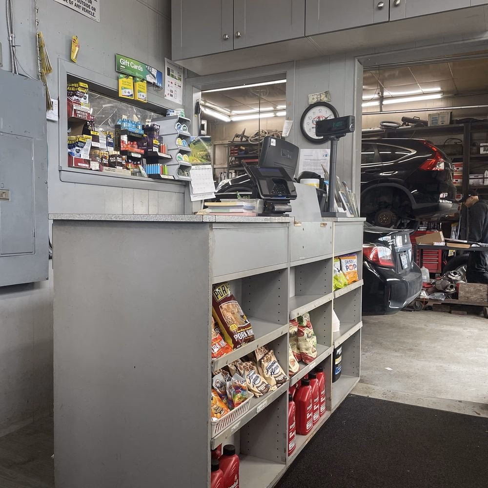 What services does a Suffolk garage offer?