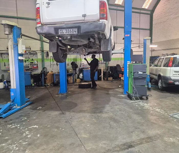 Who owns car service city Stellenbosch?