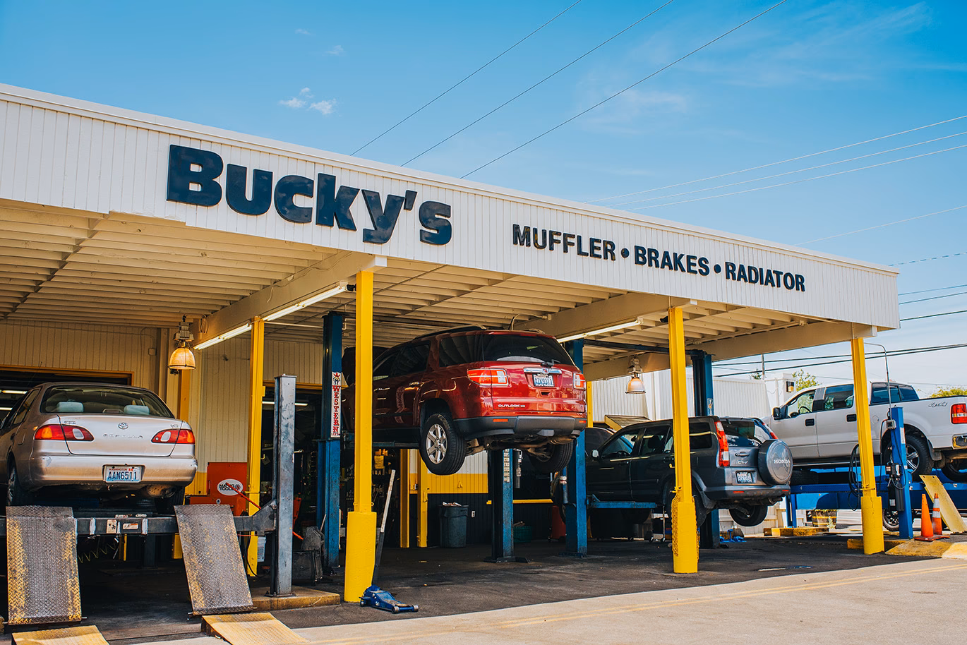 What is Tacoma Auto Body?