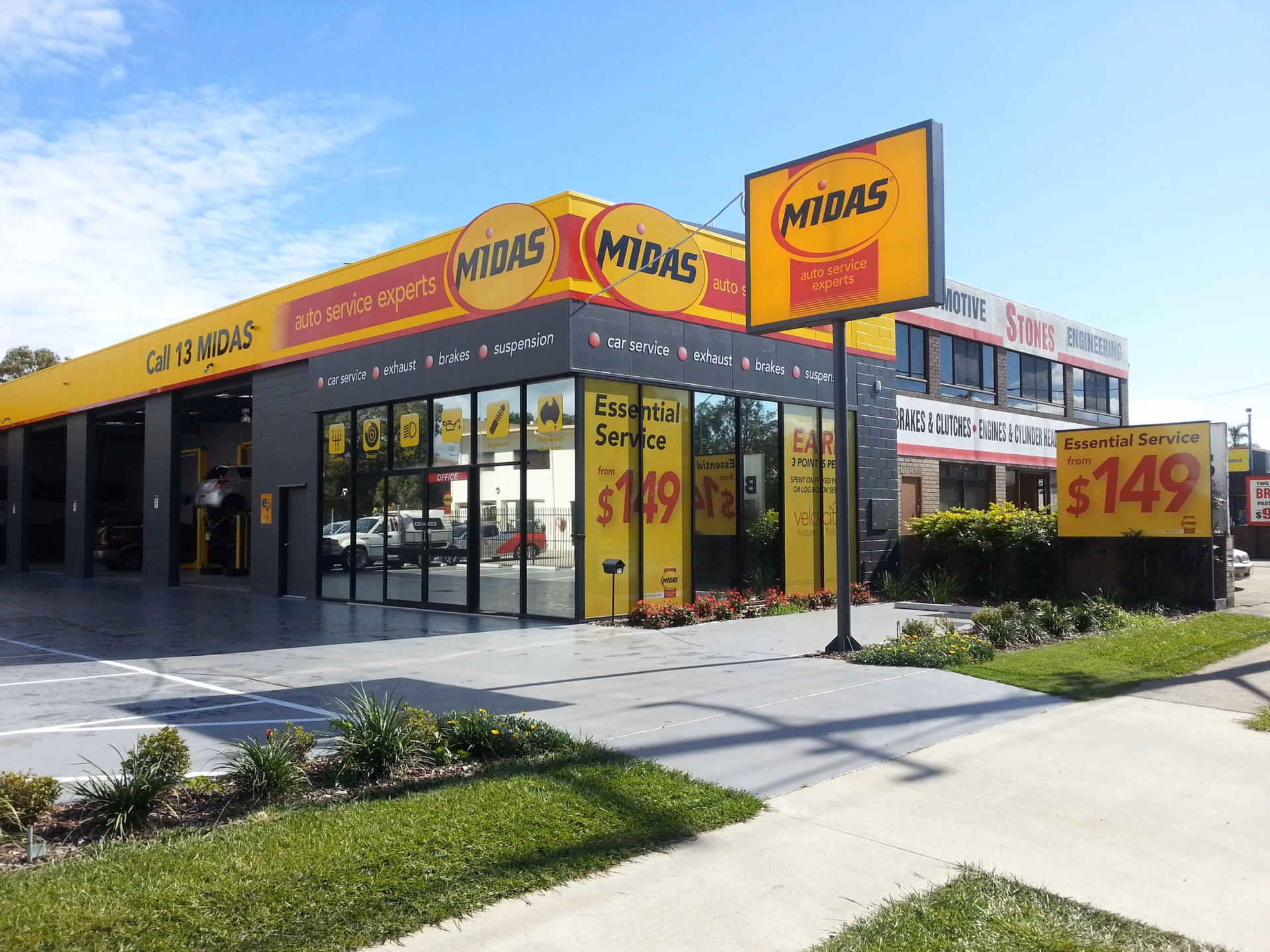 What services does a Tweed Coast mechanic offer?