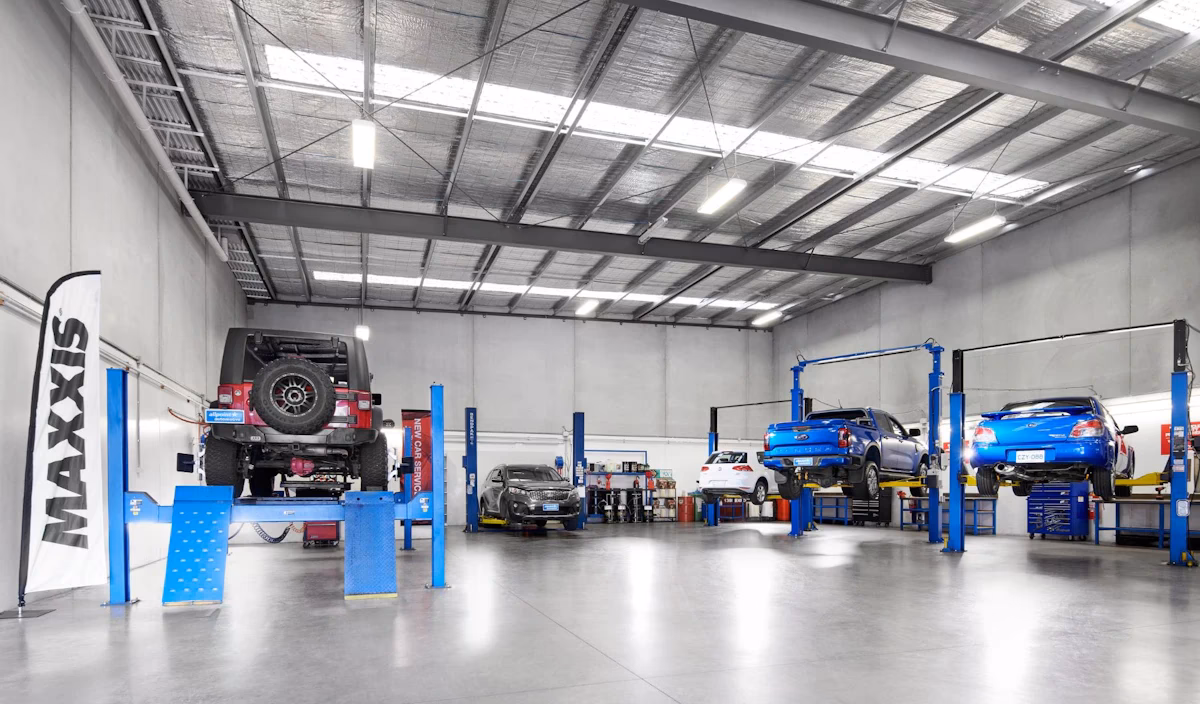 Where can I find cars for sale in Tullamarine?