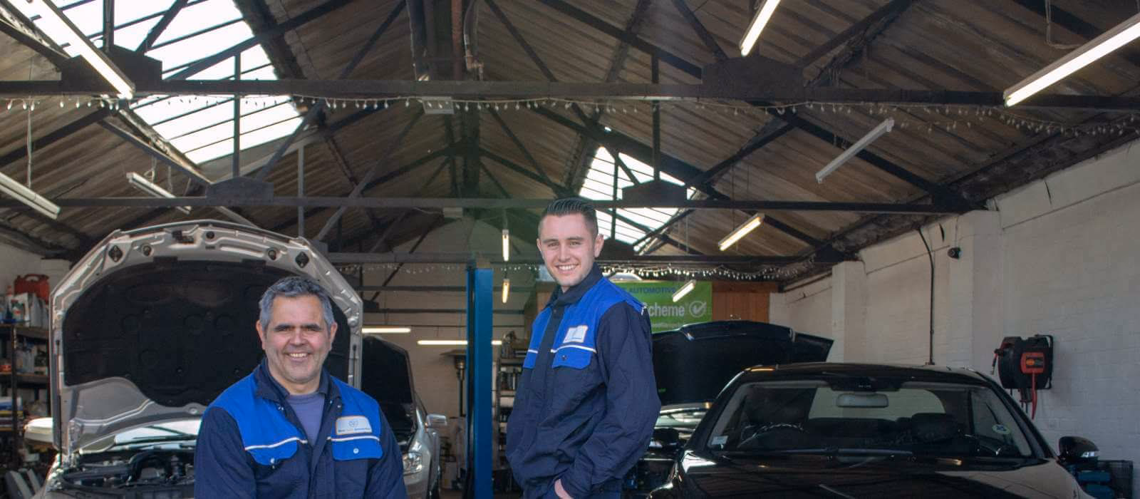Who is Clitheroe accident repair centre?