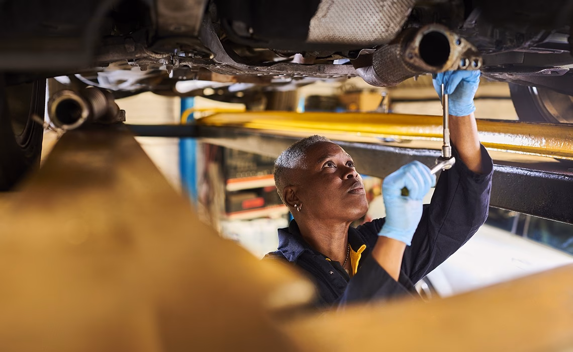 What are Autoplus mechanical services centres?