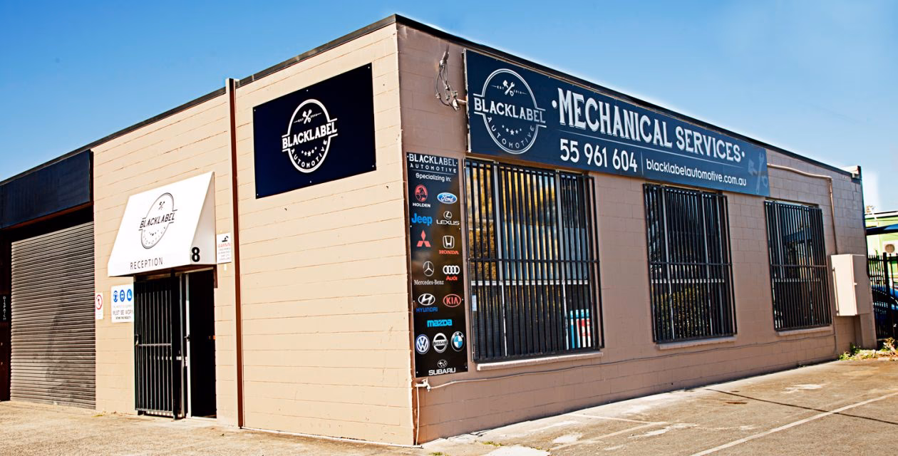 Where can I find a mechanic in Nerang?