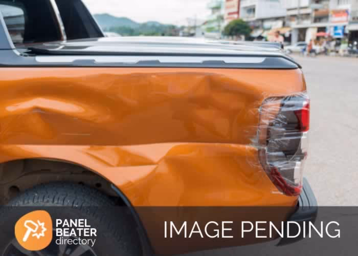 How do I contact a car mechanic in Newcastle?