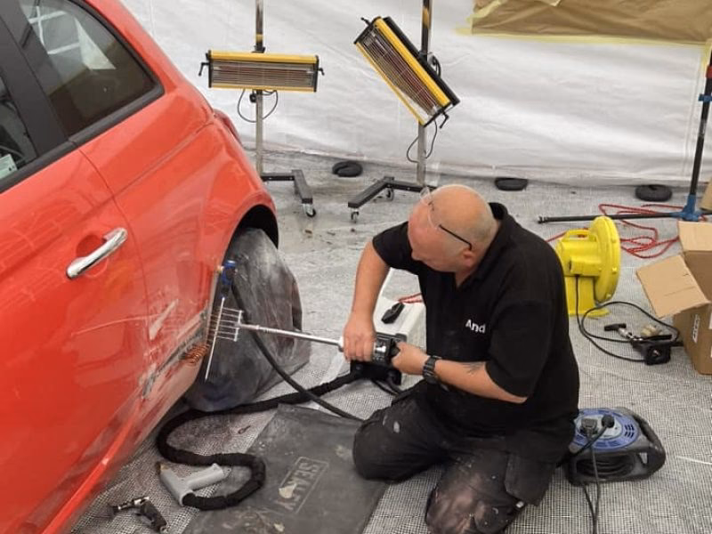 Who is Steve Mellor accident repair centre?