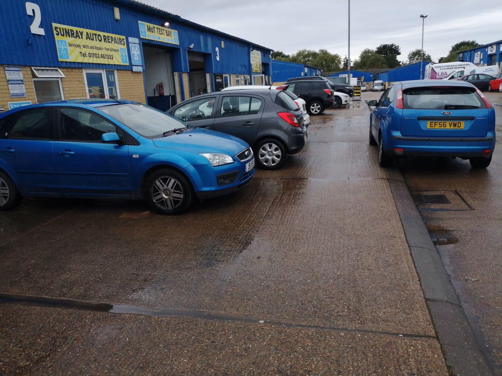 Who is Sunray auto repairs?