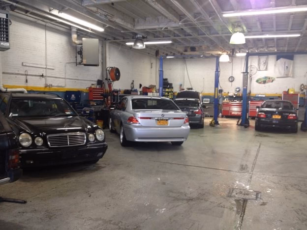 What is all makes Autocentre?