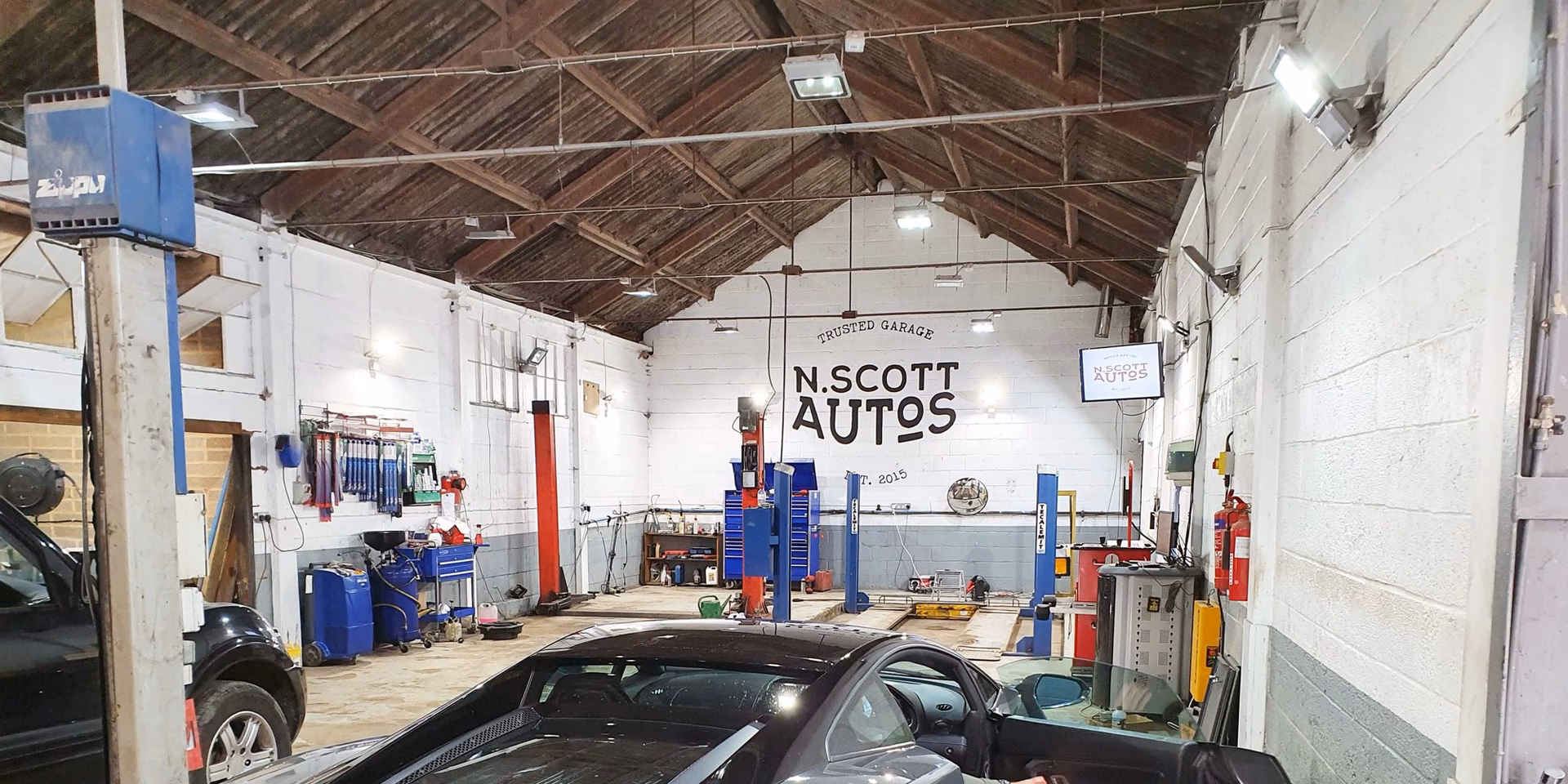 Where can I park a car in Abingdon?