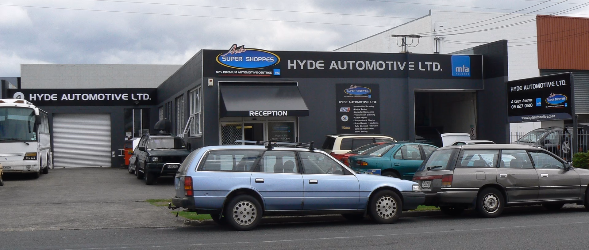 Who is New Lynn Mechanics?