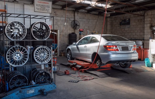 What services does auto Masters offer in Beldon?