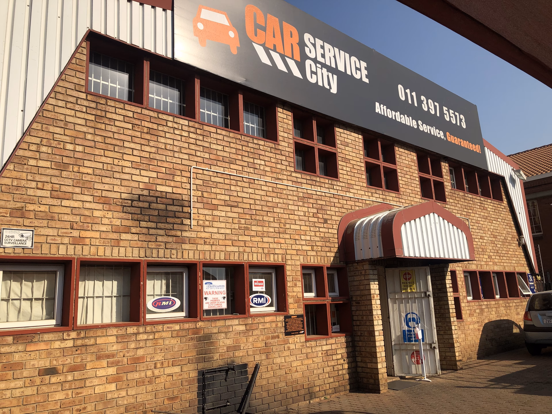Who is car service city jetpark?