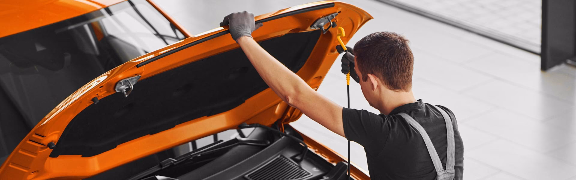 Where is Essendon North specialist centre?