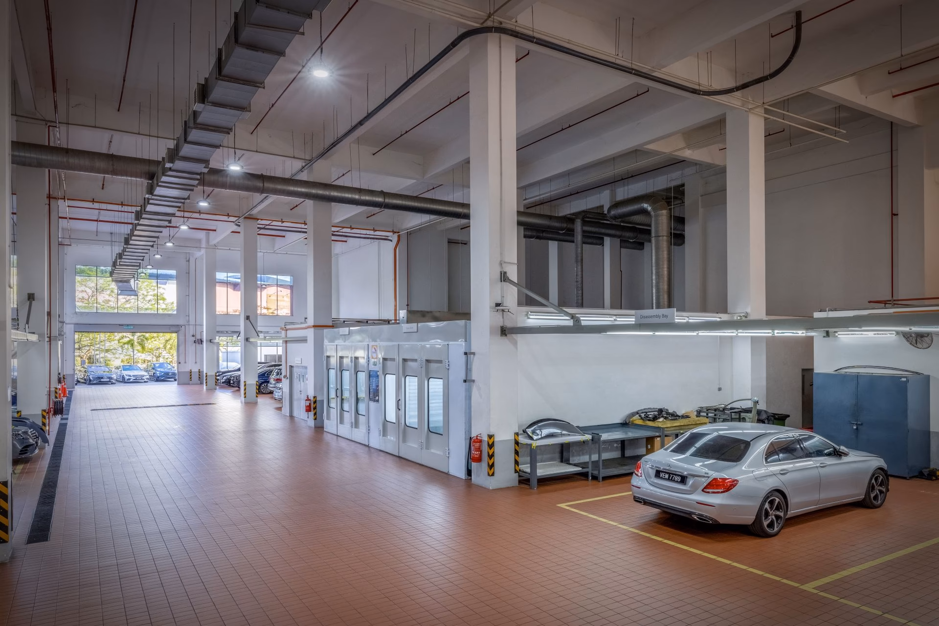 Which is the best Mercedes service centre in Glenmarie?