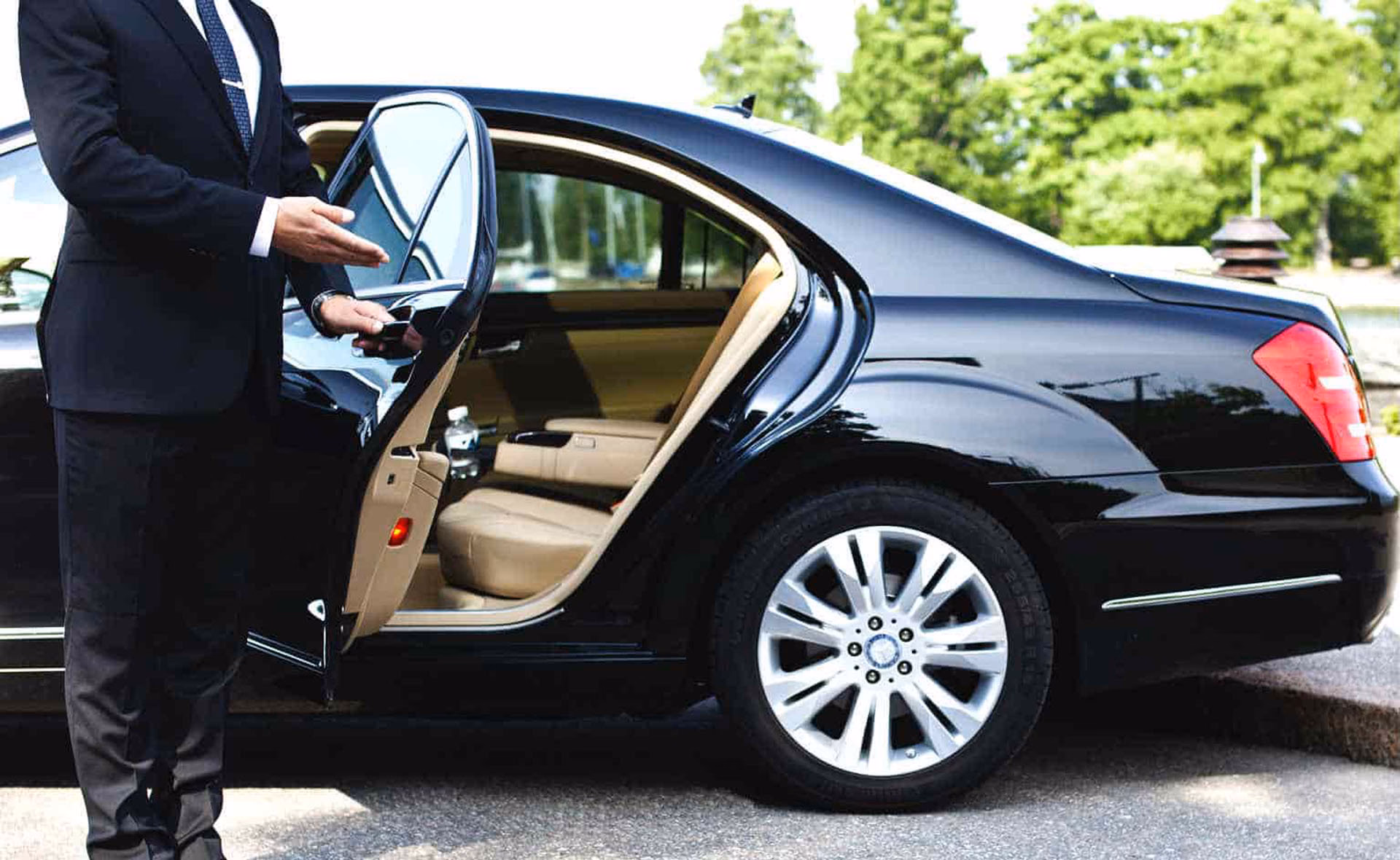 What services does Athens airport transfer offer?