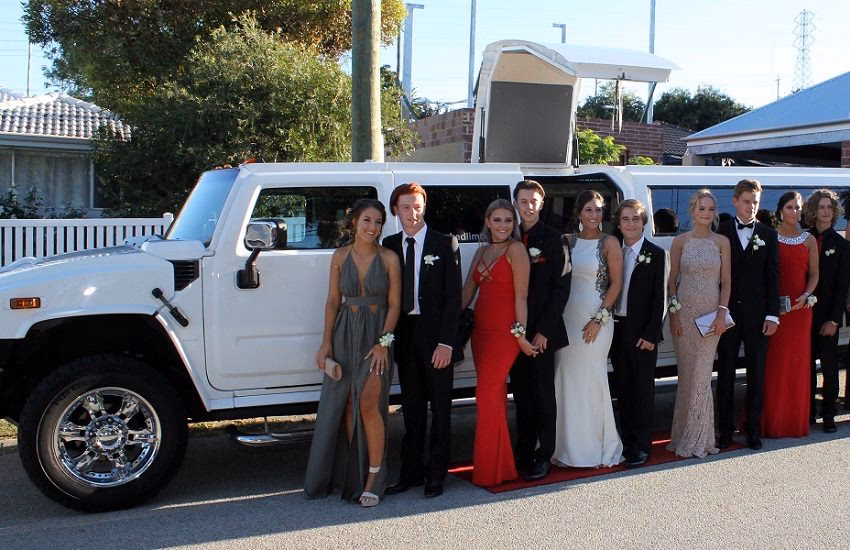 What services does a car & van service offer?