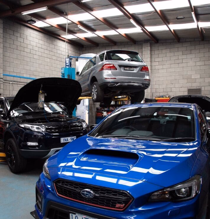 Do Kew cars cover London airports?