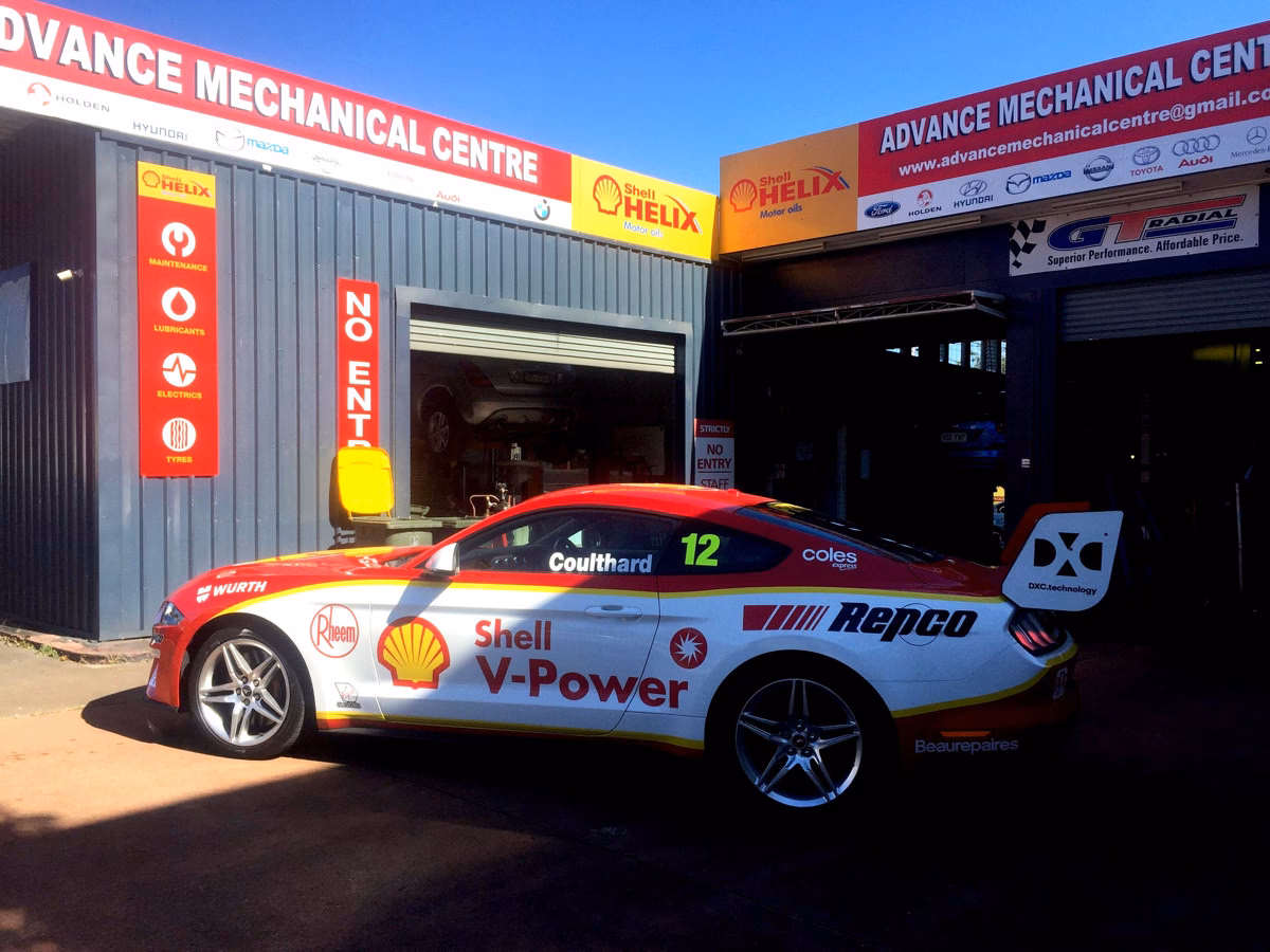 Who owns Serv Auto Care Service Moorooka?