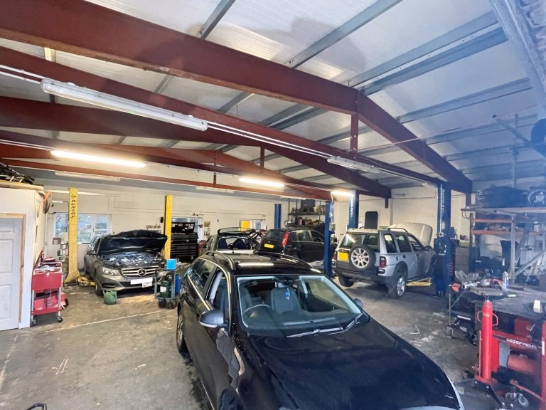 How do I find the best garage services in Basingstoke?
